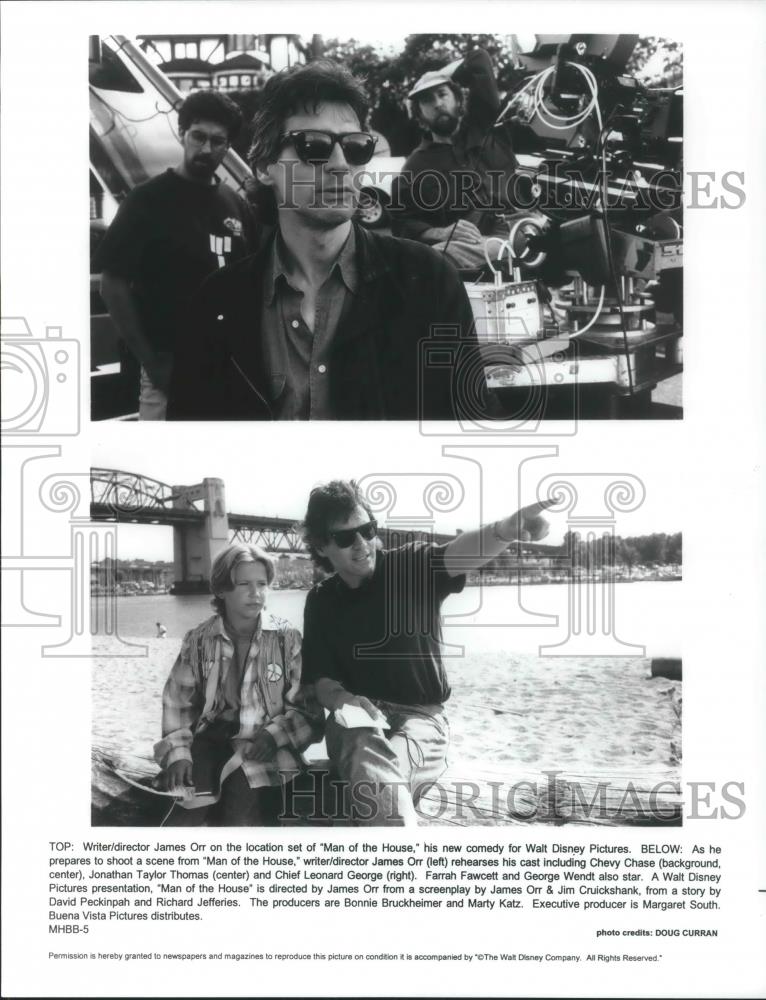Press Photo James Orr Chevy Chase Jonathan Taylor Thomas in Man of the House - Historic Images