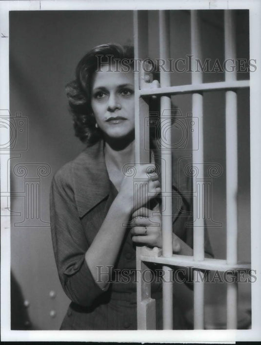 1983 Press Photo Lindsay Wagner in I Want to Live - cvp19648 - Historic Images
