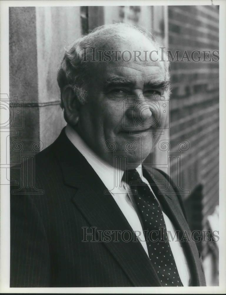 1986 Press Photo Ed Asner as Joe Danzig in The Bronx Zoo TV Show - cvp09749 - Historic Images