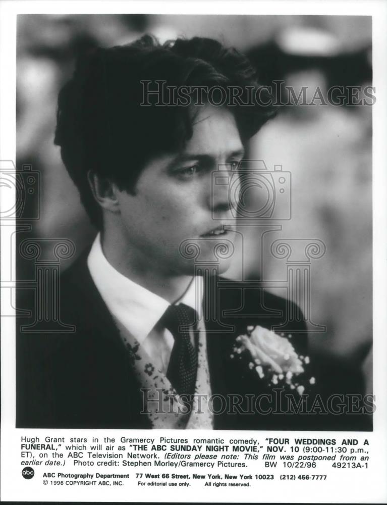 1996 Press Photo Hugh Grant stars in Four Weddings and a Funeral movie film - Historic Images