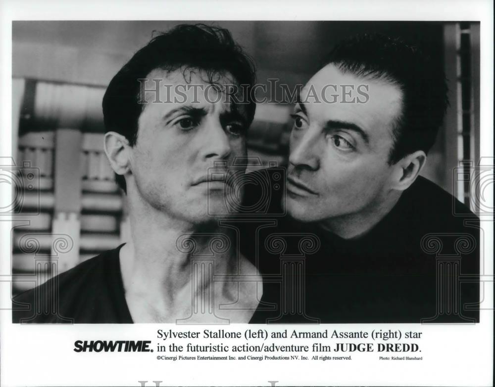 1996 Press Photo Sylvester Stallone and Armand Assante in Judge Dredd - Historic Images