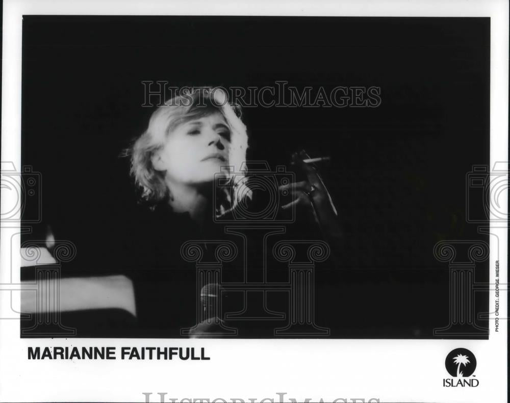 1990 Press Photo Marianne Faithfull - cvp11720 - Historic Images