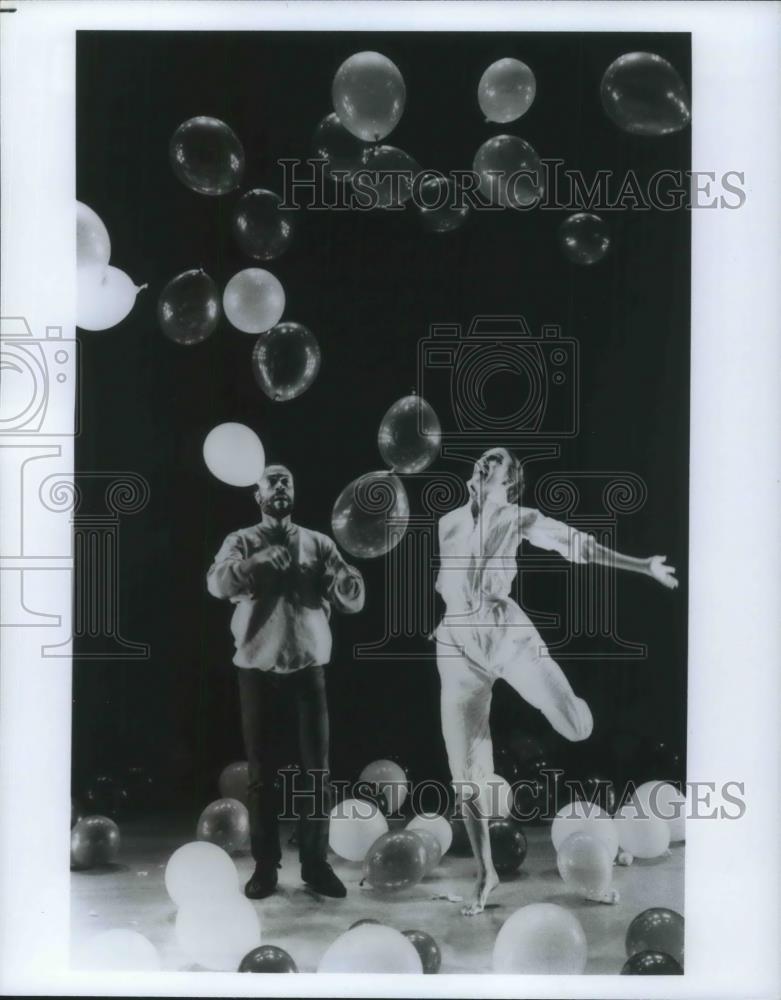 Press Photo Tandy Beal Choreographer Dancer with Bobby McFerrin - cvp05505 - Historic Images