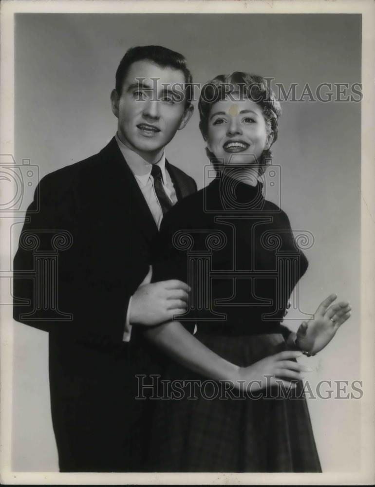 1955 Press Photo Merv Griffin &amp; Judy Johnson on Robert Q Lewis Show - cvp17418 - Historic Images