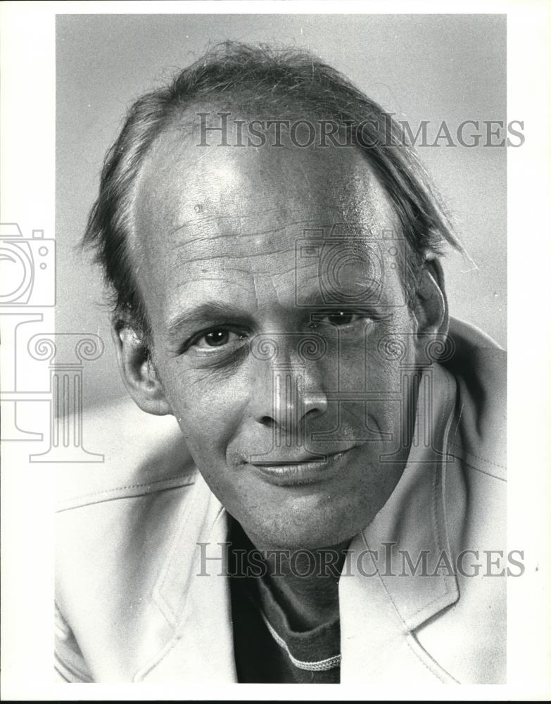 1985 Press Photo William Beck Director of Imaginary Invalid - cvp00244 - Historic Images