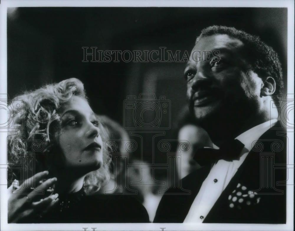 Press Photo Patty D'Arbanville & Paul Winfield - cvp19263 - Historic Images