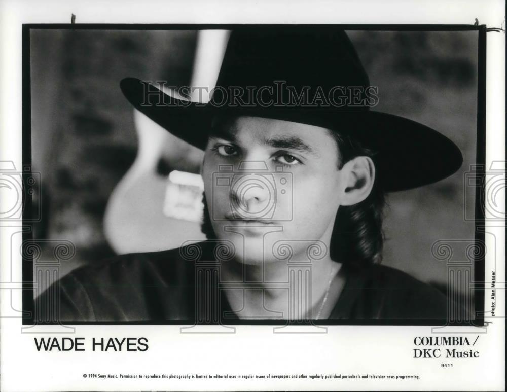 1995 Press Photo Wade Hayes Country Music Singer Songwriter Guitarist - Historic Images