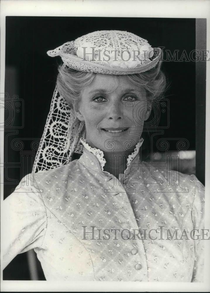 1985 Press Photo Linda Evans in The Gambler - cvp11815 - Historic Images