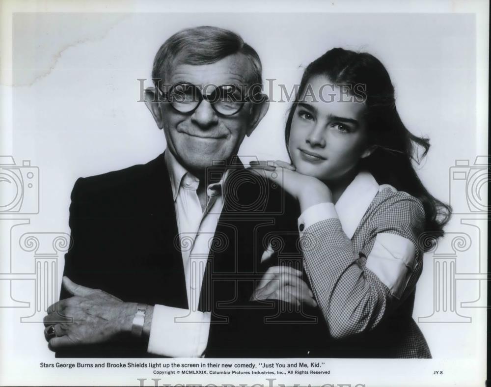 1979 Press Photo George Burns and Brooke Shields in Just you and Me Kid - Historic Images