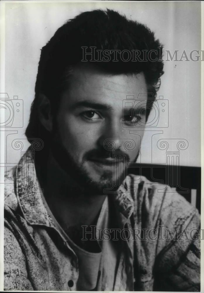 1989 Press Photo Greg Evigan stars in My Two Dad&#39;s TV Show - cvp11975 - Historic Images