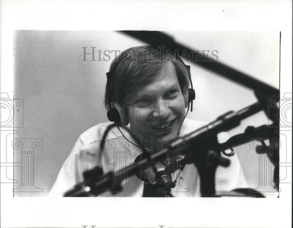 Press Photo Bob Edwards National Public Radio - cvp06624 - Historic Images