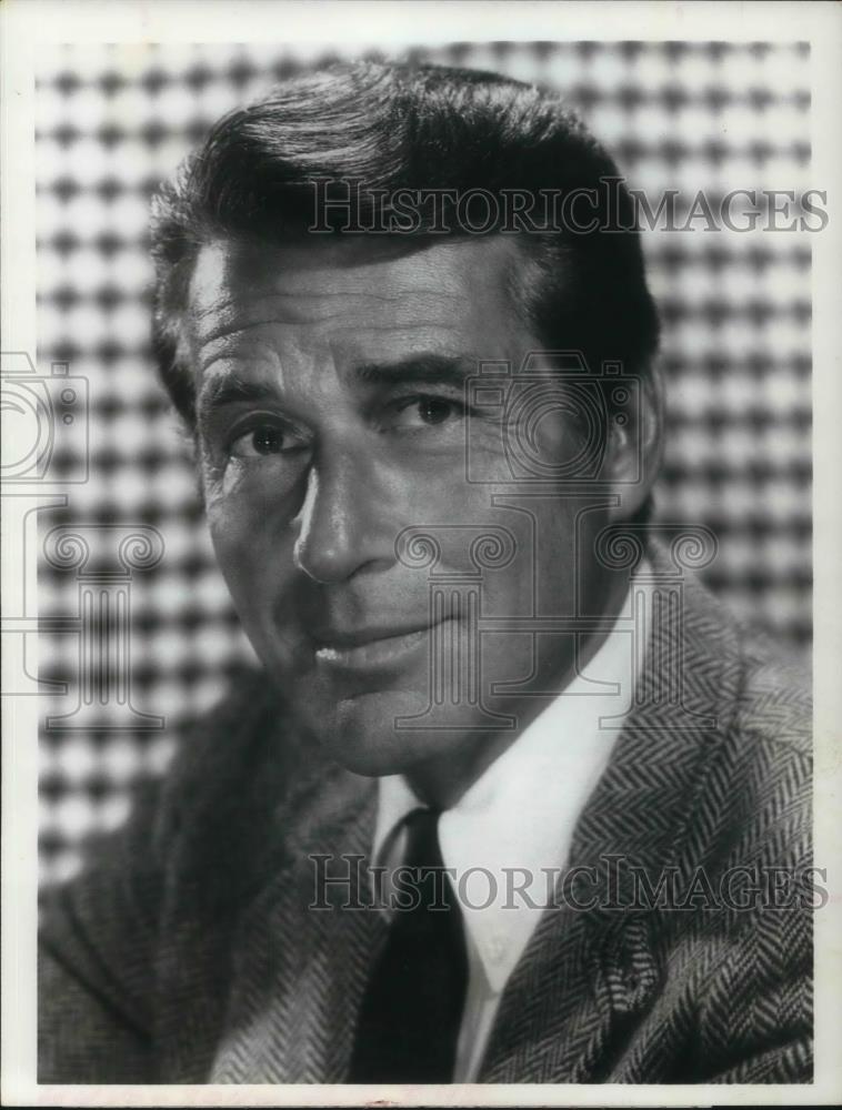 1971 Press Photo Efrem Zimbalist stars on The FBI TV Show - cvp19607 - Historic Images