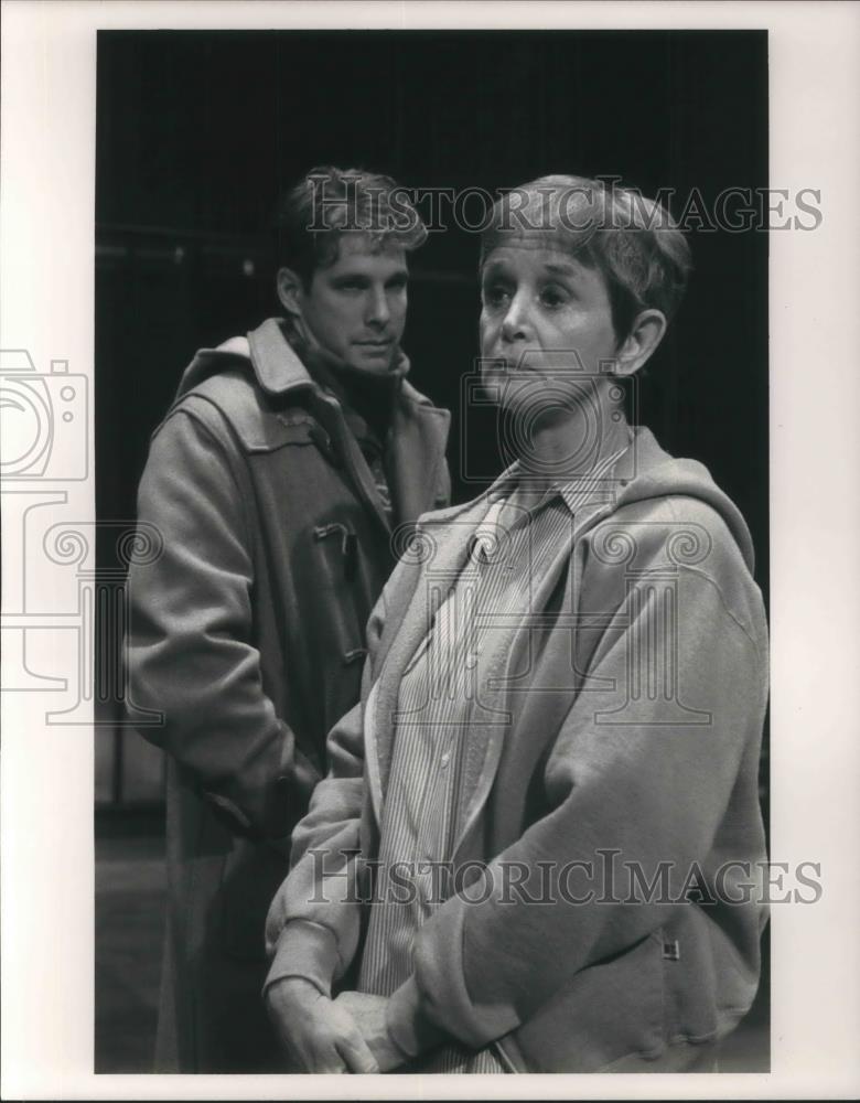 1993 Press Photo Barbara Barrie &amp; Kurt Deutsch in Eugue - cvp05068 - Historic Images