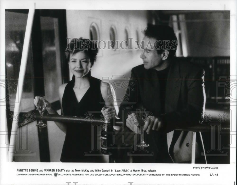 1994 Press Photo Annette Bening and Warren Beatty Love Affair - cvp18591 - Historic Images