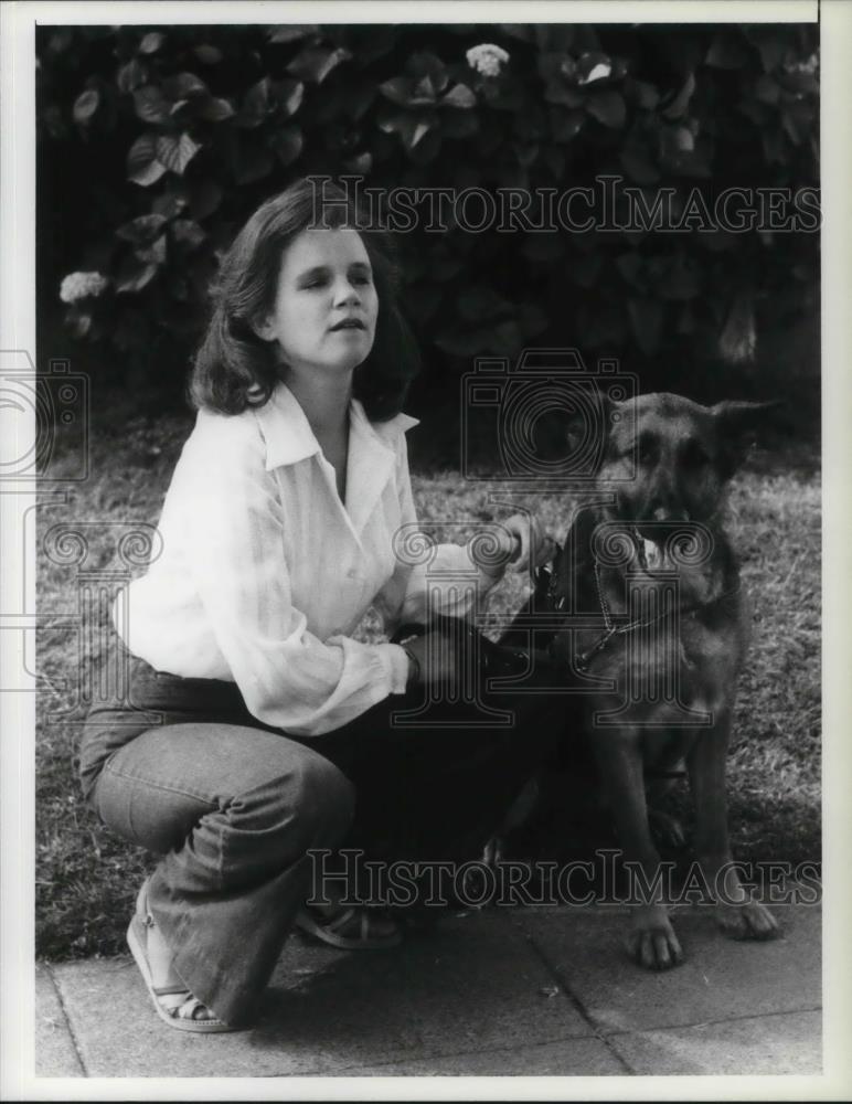 1987 Press Photo Mare Winningham in Eye On the Sparrow - cvp19545 - Historic Images