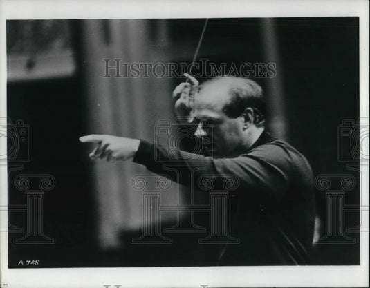 1976 Press Photo Bernard Hailtink - cvp16844 - Historic Images
