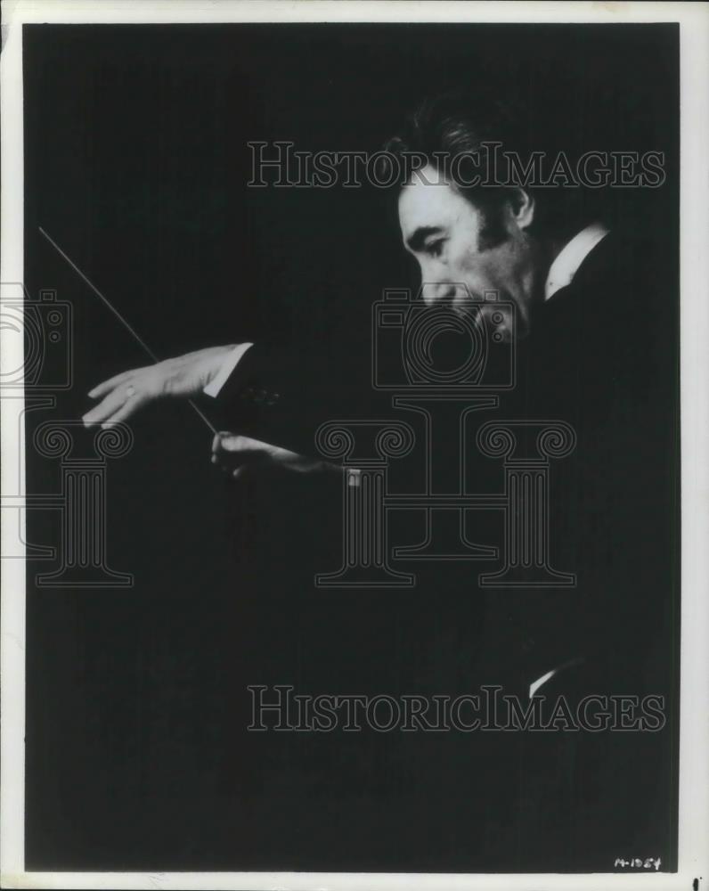 1983 Press Photo Sergio Comissiona Conductor - cvp07482 - Historic Images