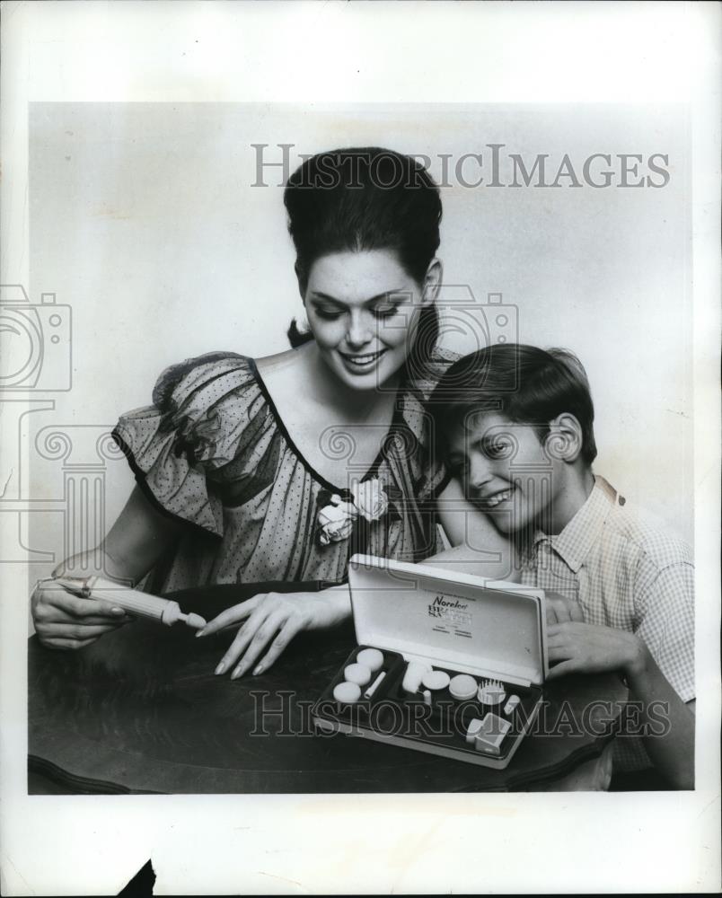 1957 Press Photo Cleaning Set for Nails - Historic Images