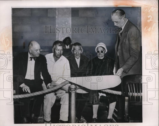 Jay Hoag and Clarence Lindquist attorneys for Piute clients. - Historic Images