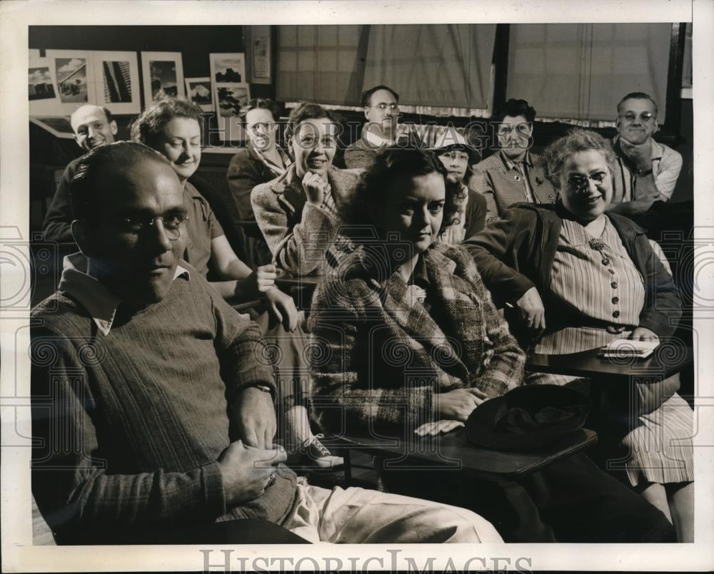 1940 Press Photo Nahma photography class - Historic Images