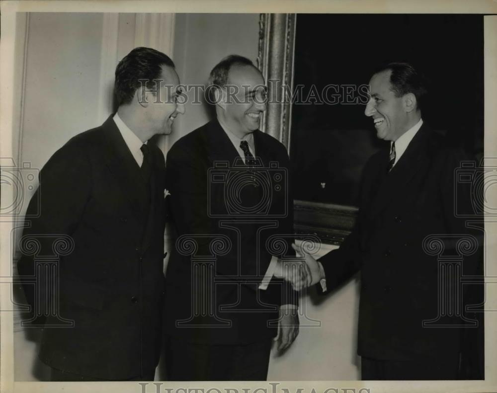 1939 Press Photo Howard Spellman, Robert Moses and Jos Sharkey - Historic Images