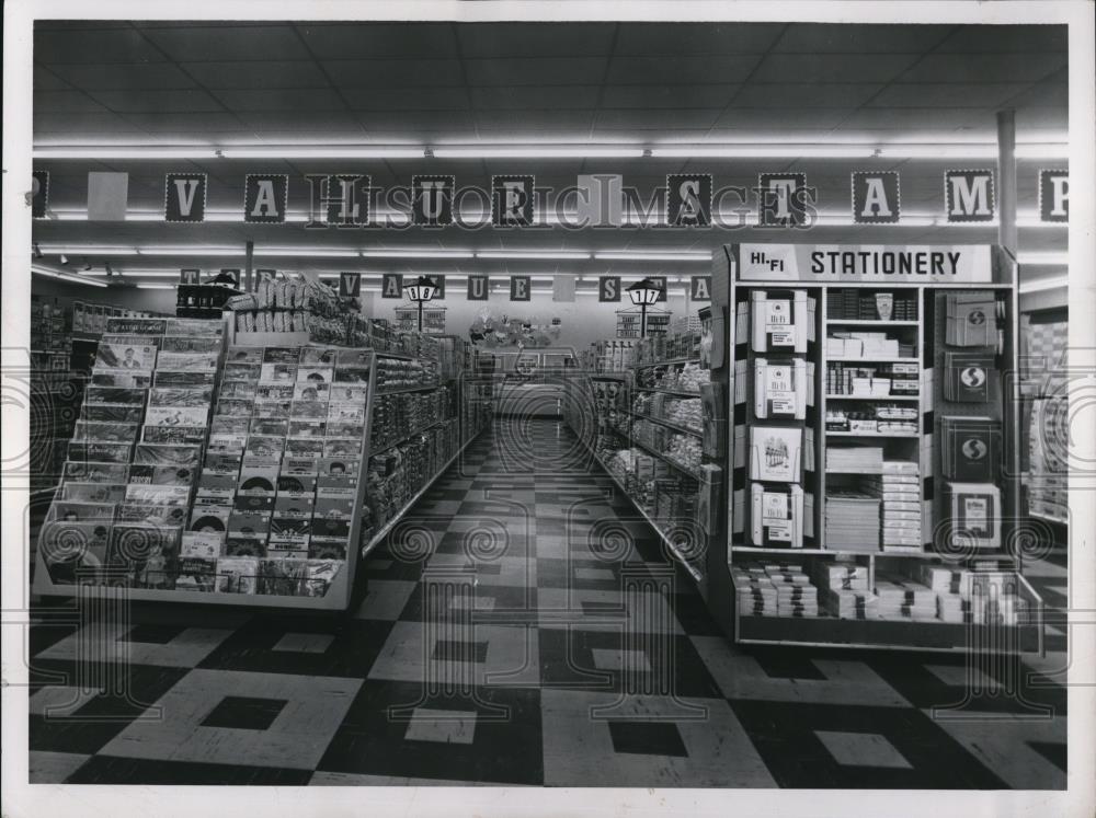 1953 Press Photo New Kroger Store In Willowick - Historic Images