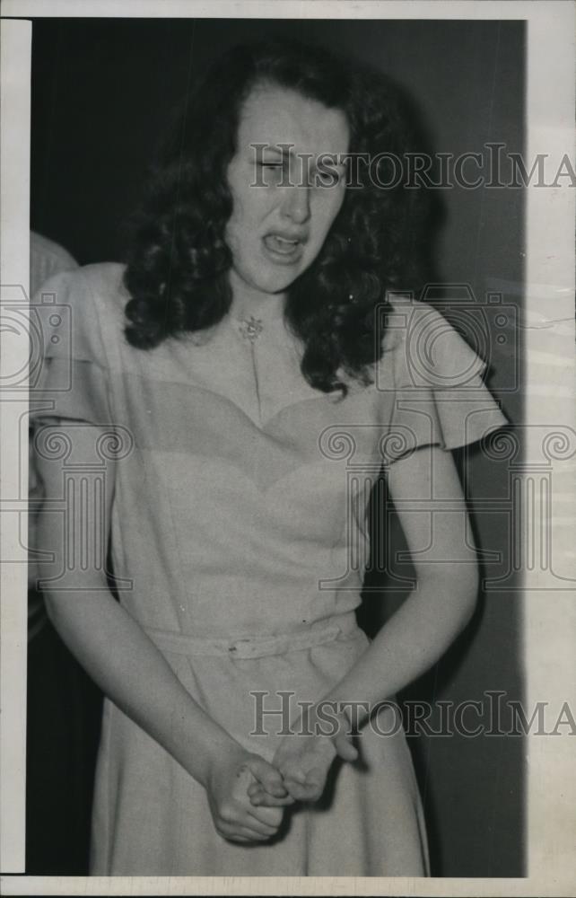 1948 Press Photo Mrs. Jaqueline Wiser breaks into tear after being found guilty - Historic Images