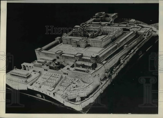 1942 Press Photo Solomon's Temple Model - Historic Images