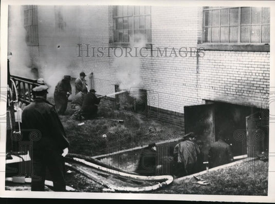 1953 Press Photo Fire at Statesville Penitentiary - Historic Images