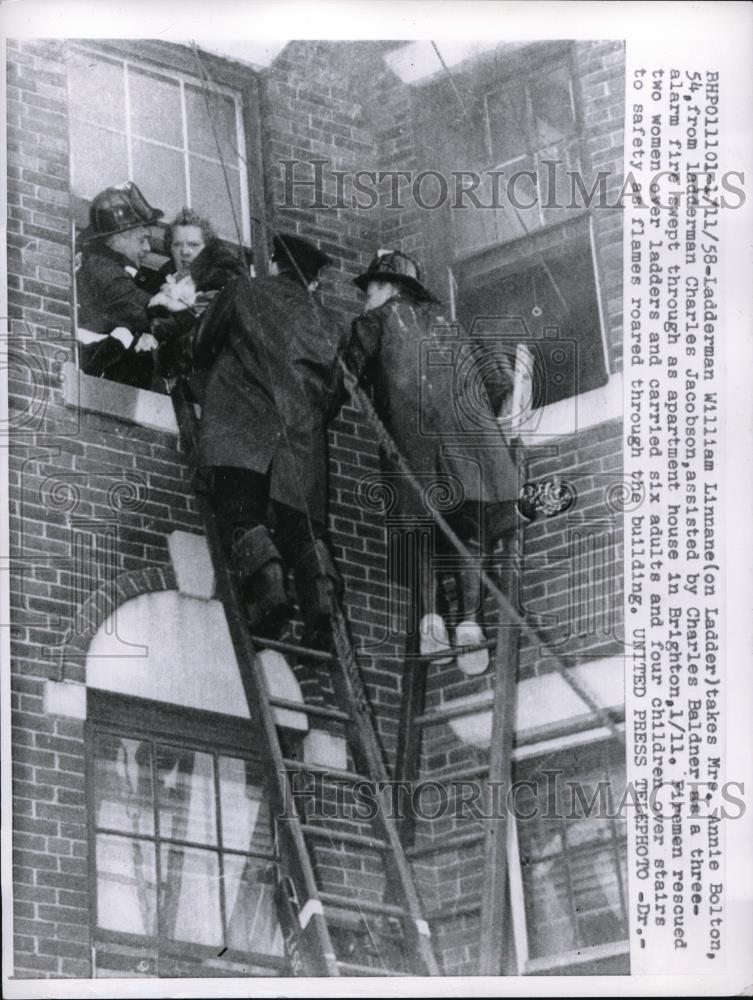 1958 Press Photo Laddermen to the Rescue - Historic Images