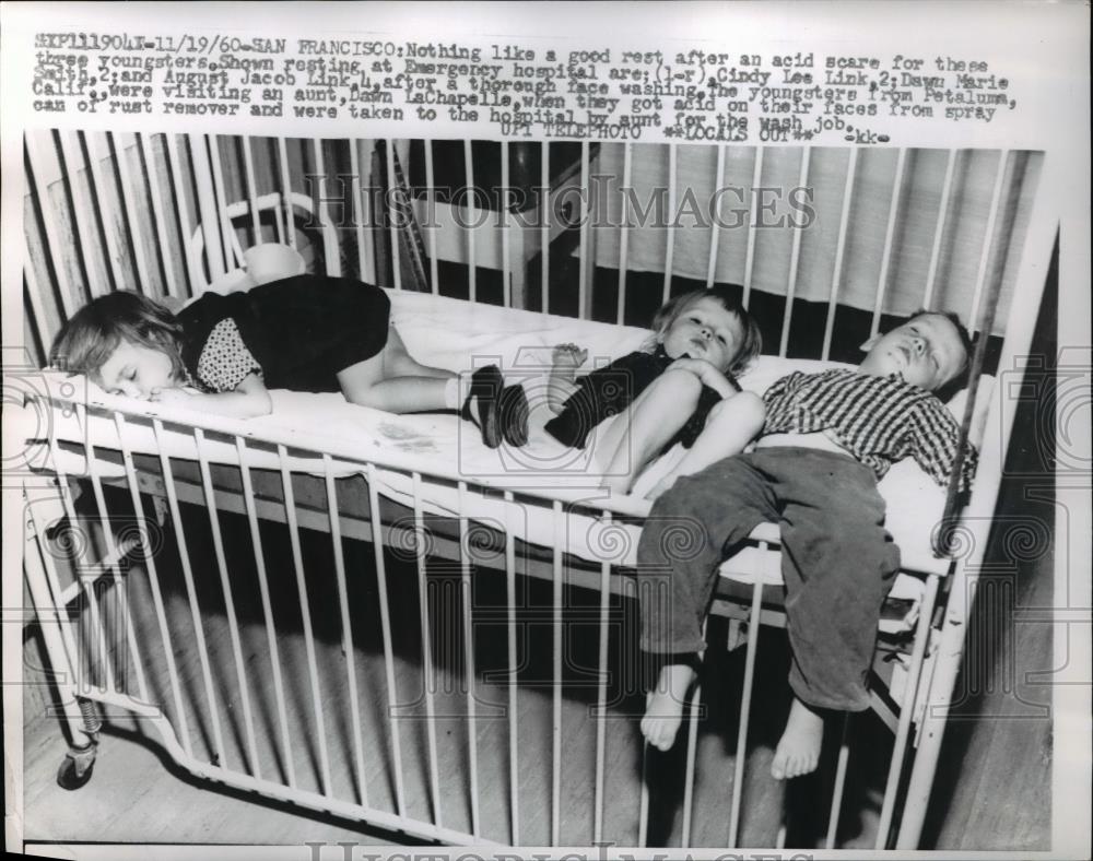 1960 Press Photo San Francisco Shown resting at Emergency Hospital are Cindy - Historic Images