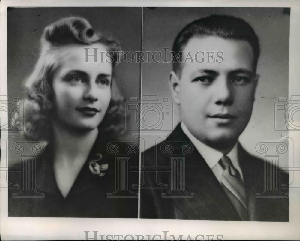 1945 Press Photo Mrs. Leon G. Kennedy Junior Found Dead In Bathroom By Husband - Historic Images