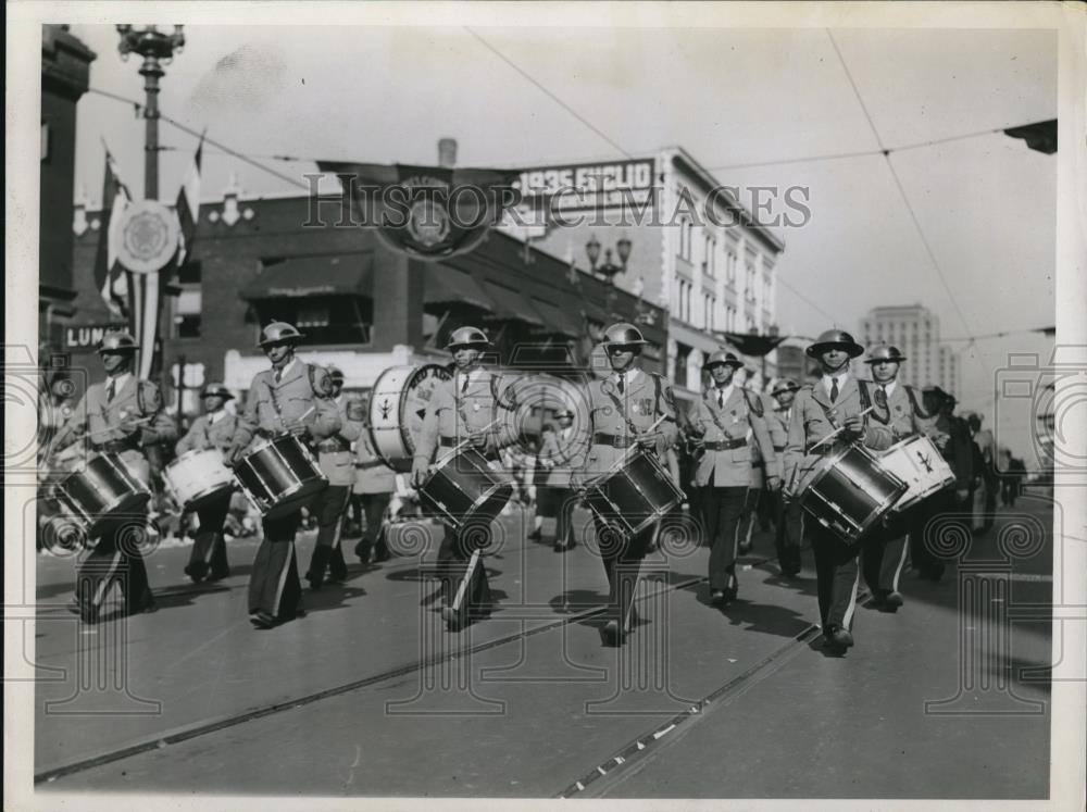 1936 Press Photo Red Arrow Drum Corps in Legion Parade - Historic Images