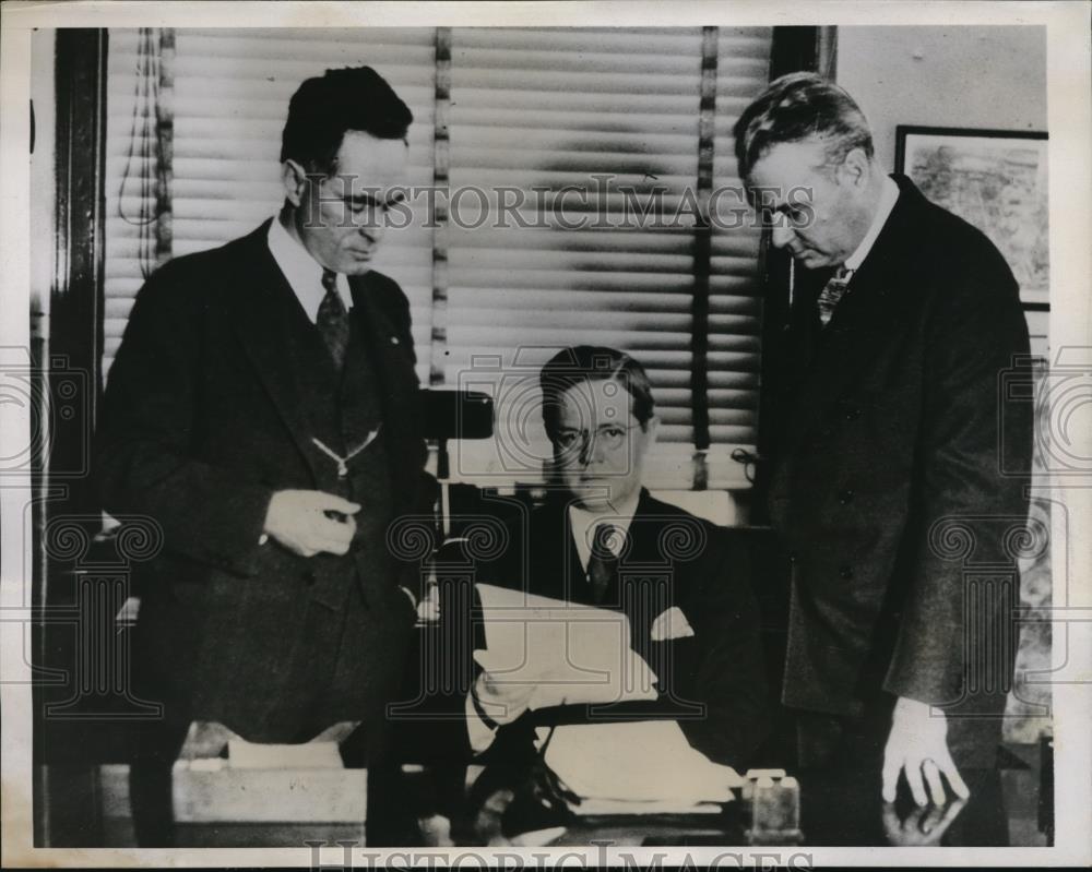 1935 Press Photo US District Attorney John Bricker Donald Haskins - Historic Images