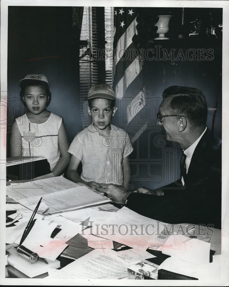 1965 Press Photo Bike Brigade Cleveland, Mayor Locher, D Litton, K Chan - Historic Images
