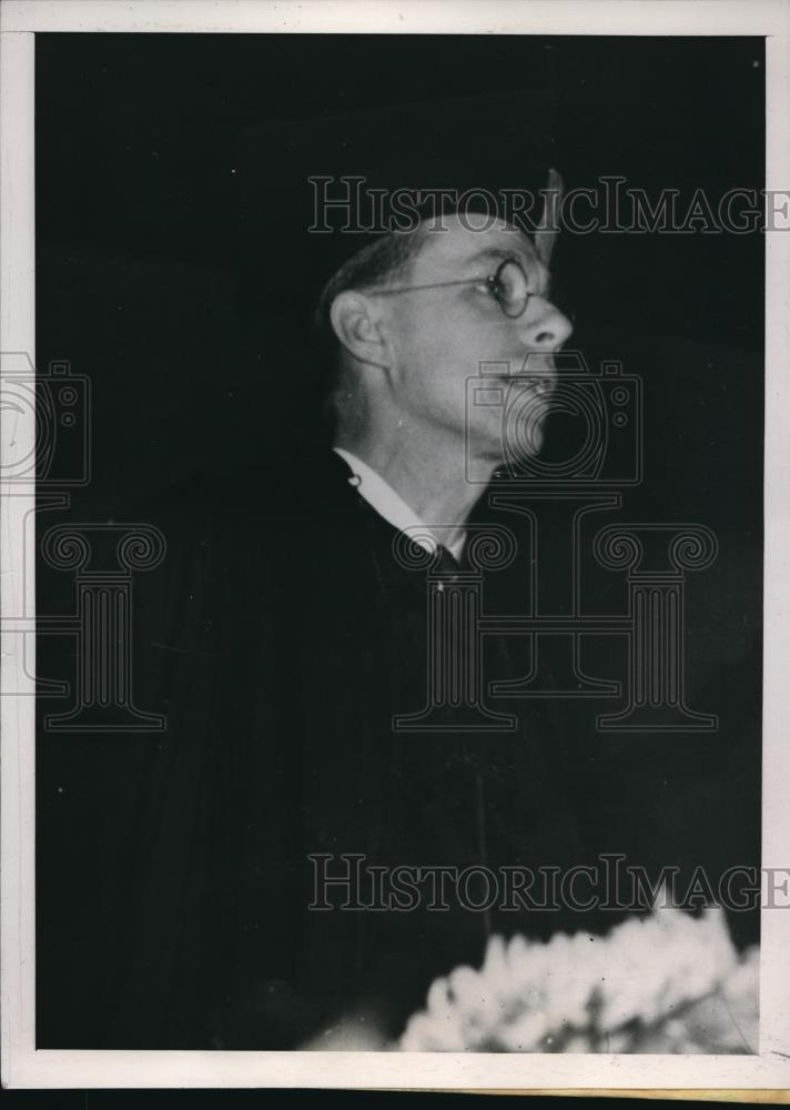 1939 Press Photo James B.Gonant speaks at Harvard University Anniversary - Historic Images