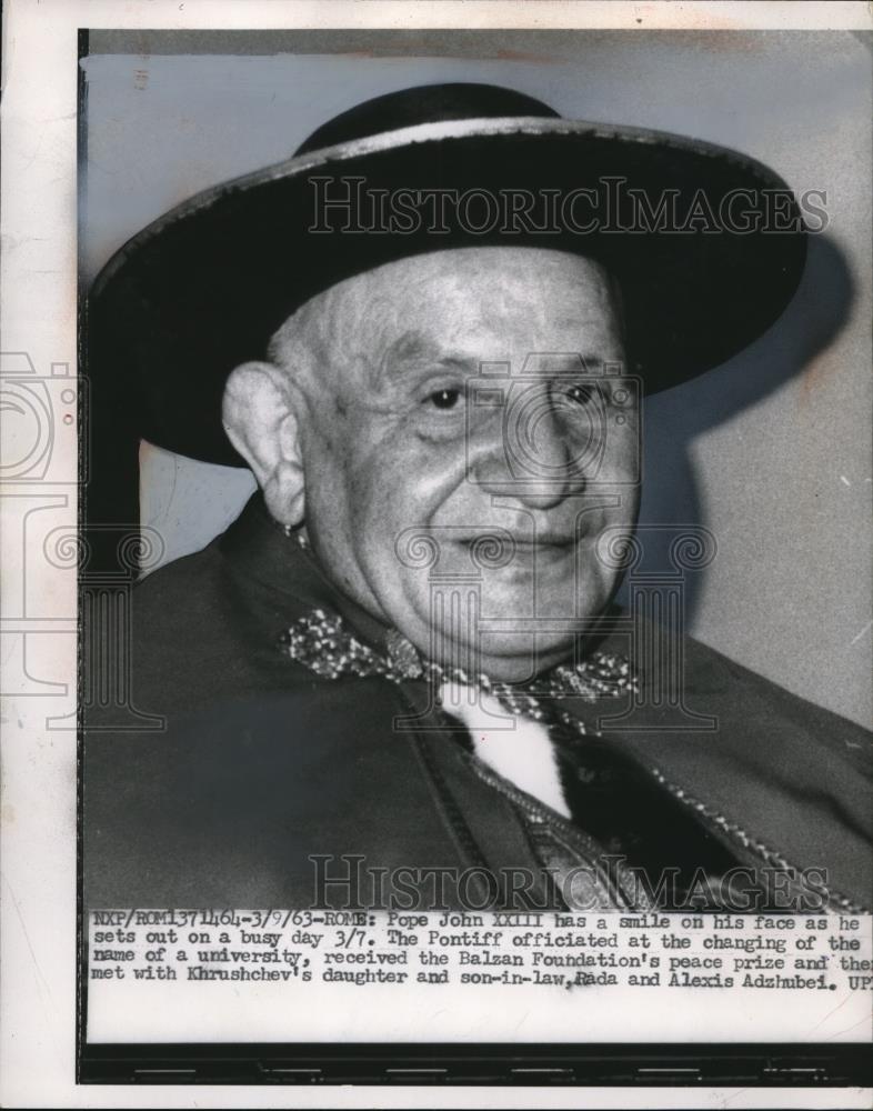 1963 Press Photo Pope John XXIII Receives Balzan Foundation Peace Prize - Historic Images