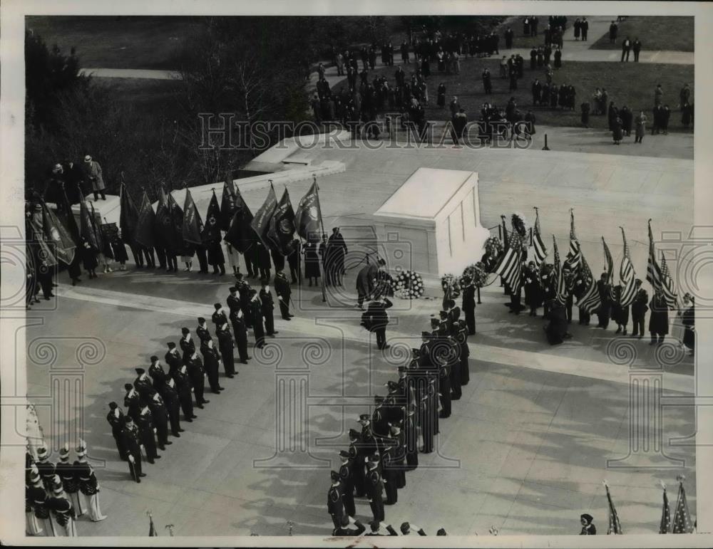 1937 Press Photo View of the Tomb of Unknown Soldier as Daniel Doherty National - Historic Images