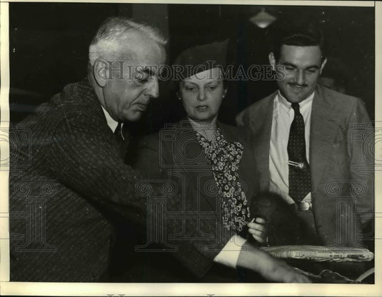1938 Press Photo MIami Fla Mr & Mrs Carl a Sylvester of Boston and Rio de Janeir - Historic Images