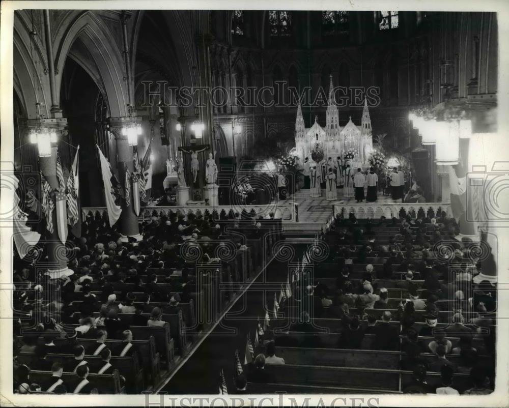 1941 Press Photo Reverend Juan Subercaseaux and Reverend Bale Mena Porta - Historic Images