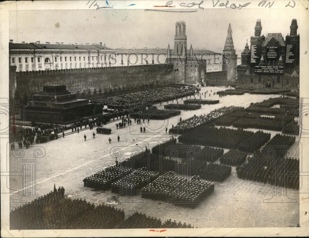 1933 Press Photo The Soviet Army Units at the annual May day at the Red Square - Historic Images