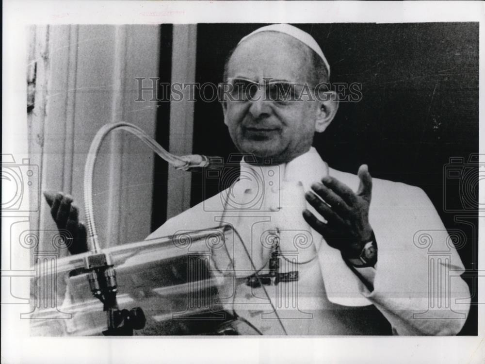 1966 Press Photo Pope Paul VI addresses the faithful at his summer palace - Historic Images