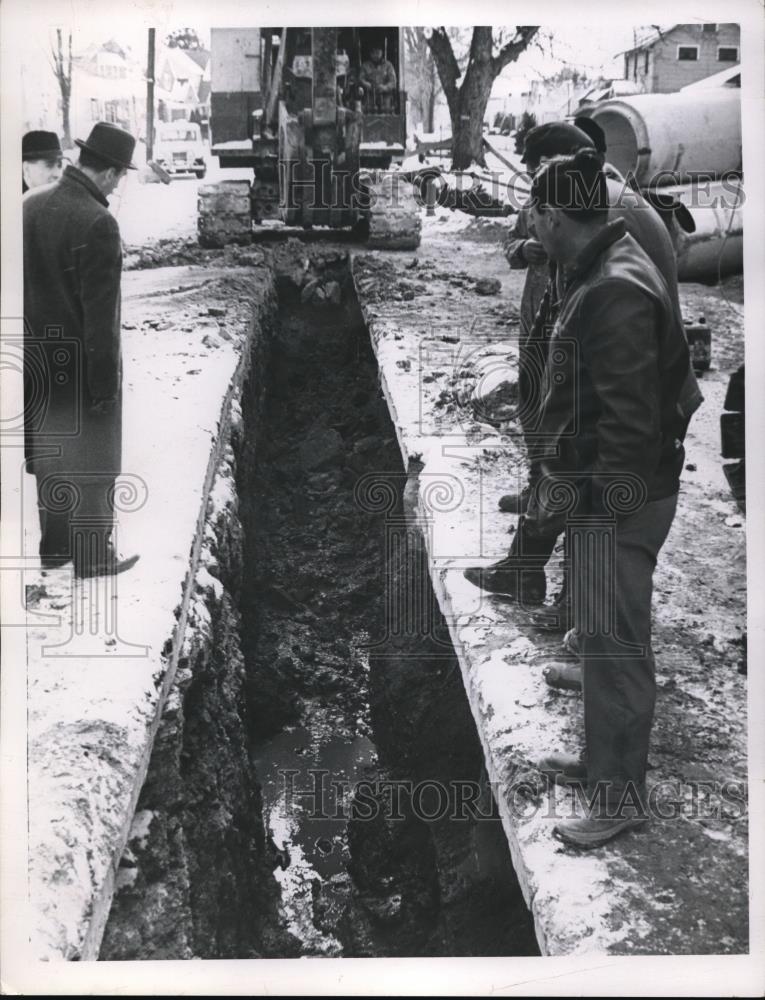 1957 Press Photo Sewer trench killed Willie Westley - Historic Images