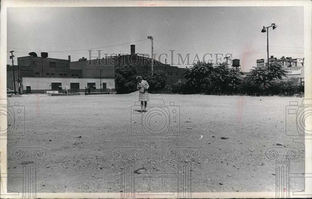 1968 Press Photo Vacant Tract - Historic Images