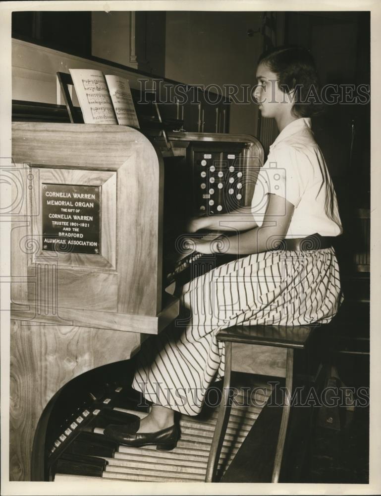 1948 Press Photo Nancy Deaver Bradford Jr Col - Historic Images