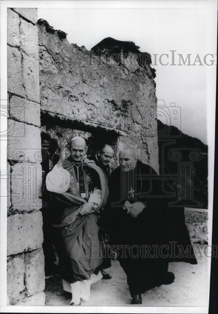 1971 Press Photo Pope Paul VI with Abbot Don Egidio Gavassi - Historic Images