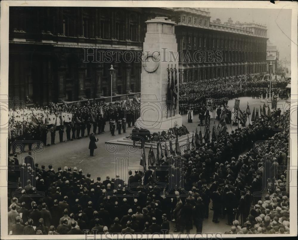 1926 Press Photo Thousands ex soldiers of great Britain paraded to Cenotaph - Historic Images