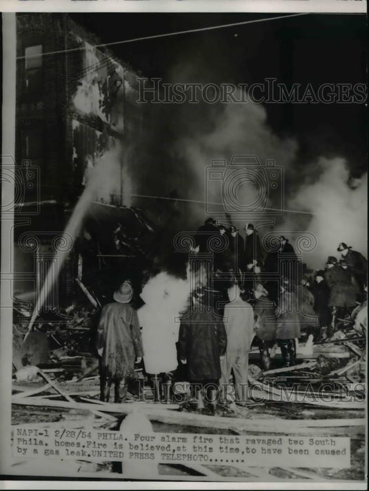 1954 Press Photo The wreckage of the four alarm fire in Philadelphia - Historic Images