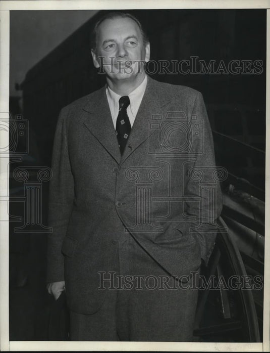 1937 Press Photo Reinhold Schunzel, German film director arrived in Los Angeles - Historic Images