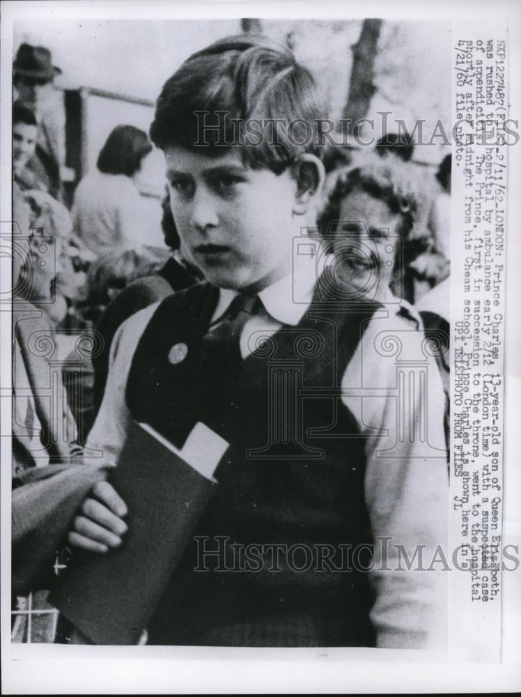 1962 Press Photo Prince Charles rushed to the hospital by ambulance - Historic Images